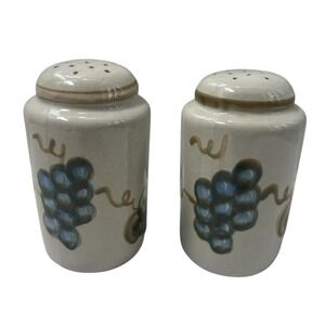 Louisville Stoneware Pottery Salt & Pepper Grapes Set 5" Vintage